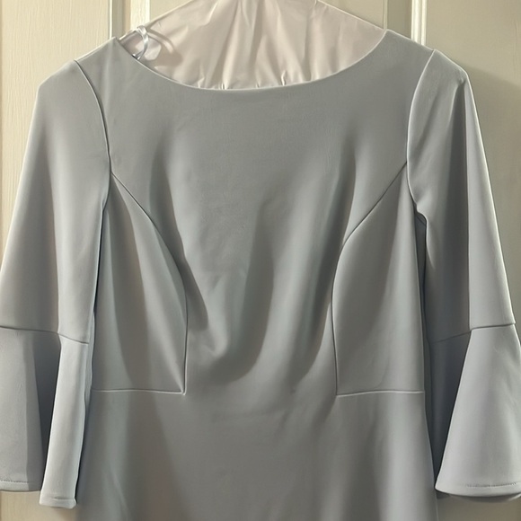 NWOT Harper Rose Bell Sleeve Bateau Neck Sheath Dress in Sky Blue Size 6 - Picture 2 of 9